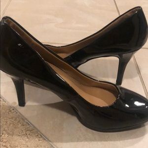 Target 8.5 black heels